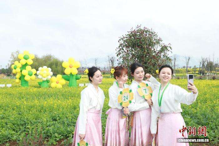 金色花海绽放乡野，汉中春日活力迸发。