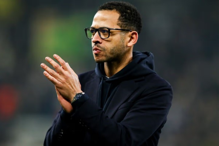  蓝军去年夏窗投入可观资金引进多名新援；如今赛季接近结束，哪些球员已证明自身价值，哪些仍需寻找合适发展路径。 体育新闻