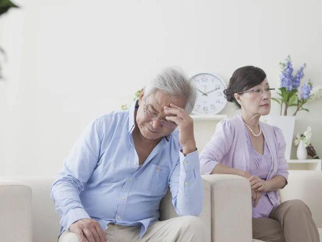  黄昏婚姻的结构性困境：基于代际边界冲突的深度剖析 情感心理