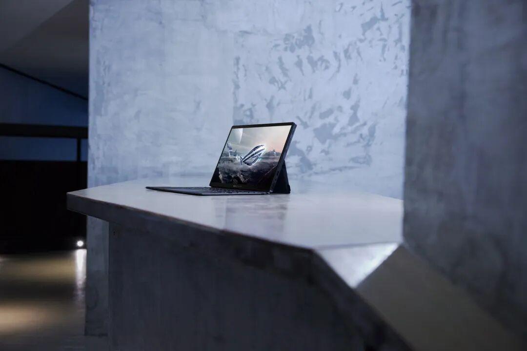 当创作遇上边界：一台设备如何承载你对效率的全部想象