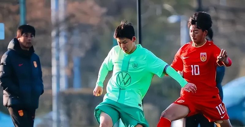  【技术解码】16岁中场新星欧洲崛起的底层逻辑：天赋兑现与体系适配的双重验证 体育新闻