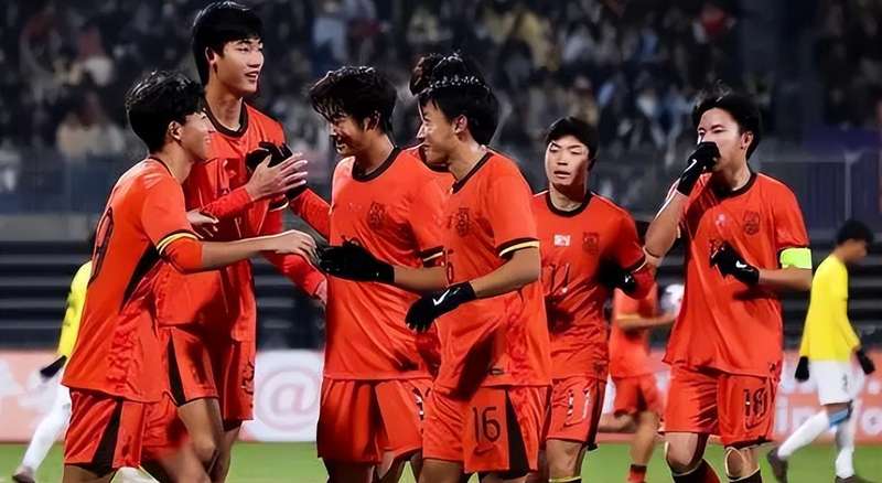  【技术解码】16岁中场新星欧洲崛起的底层逻辑：天赋兑现与体系适配的双重验证 体育新闻