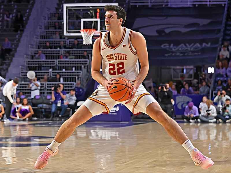  技术流锋线！数据拆解蒙奇洛维奇的投射能力与选秀前景 体育新闻