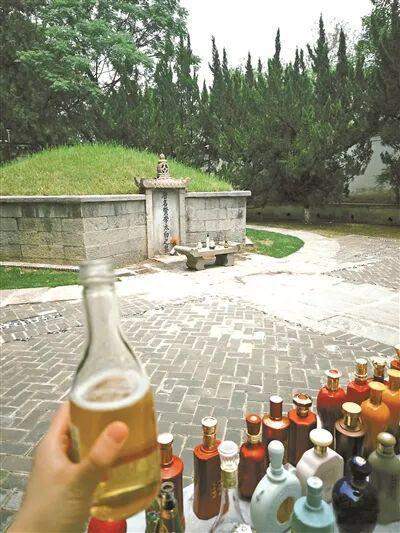  当我们去见“老朋友”：00后与古人的一场温柔“奔现” 情感心理