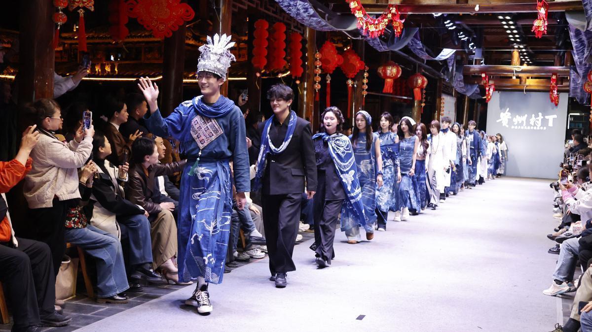  技术破壁：武昌首义学院师生如何用荆楚纹样激活苗族蜡染的当代生命力 文化旅游