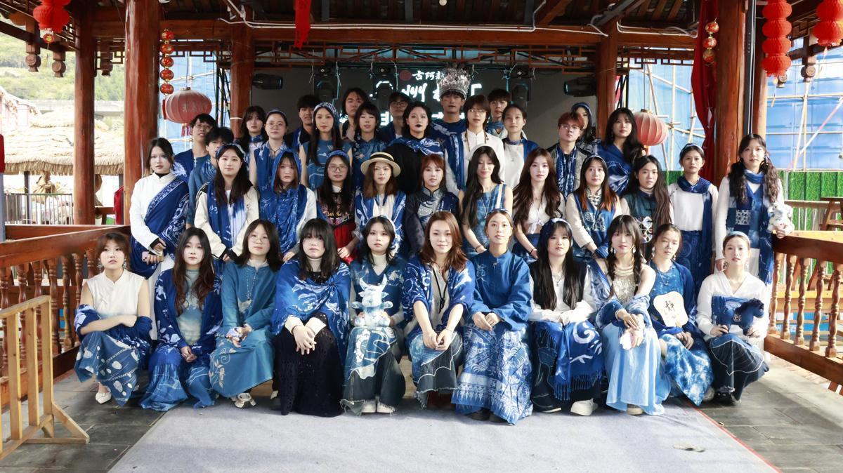  技术破壁：武昌首义学院师生如何用荆楚纹样激活苗族蜡染的当代生命力 文化旅游