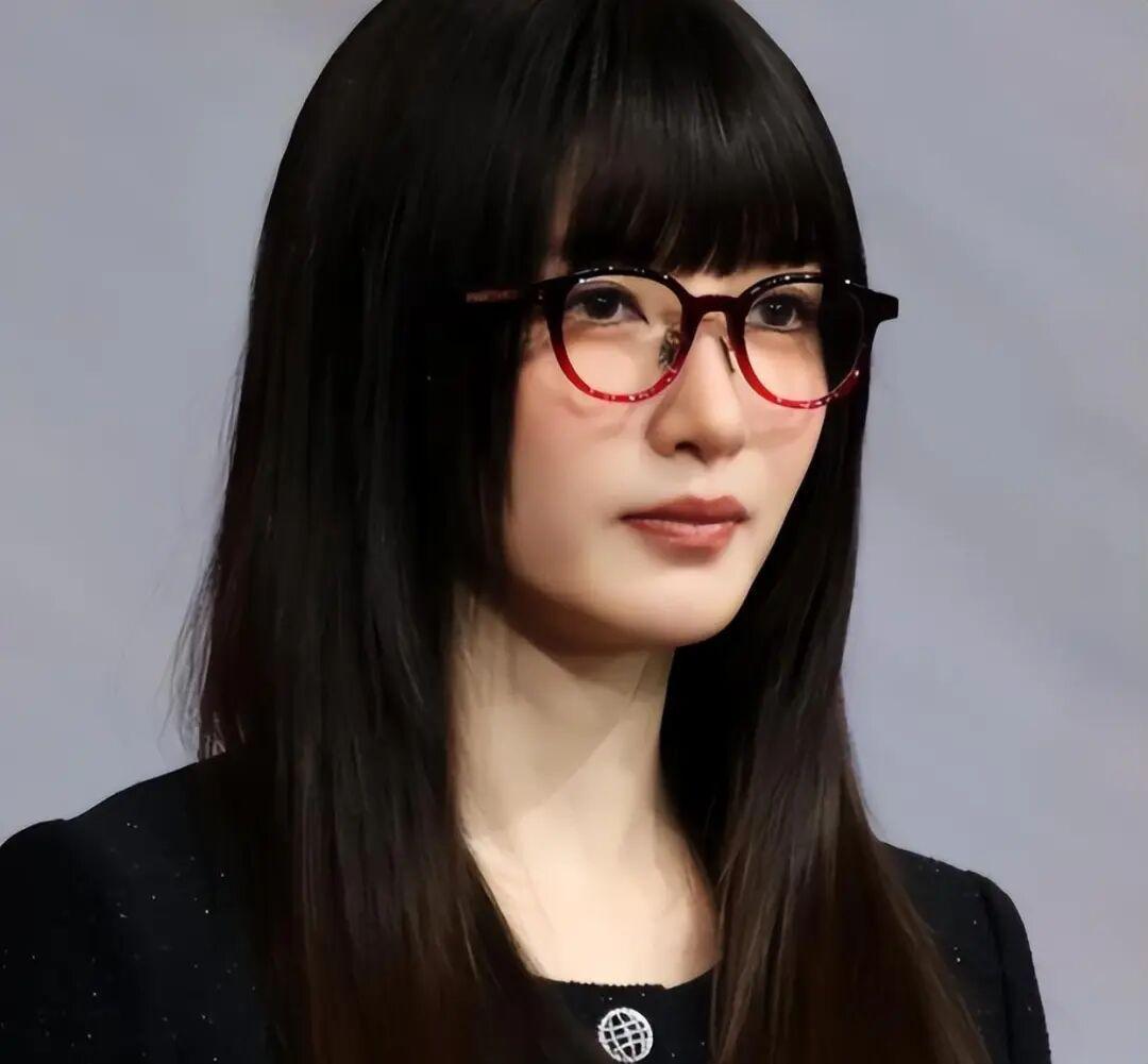  从“胡歌女友”到“产子风波”：江疏影的舆论突围战深度复盘 娱乐新闻