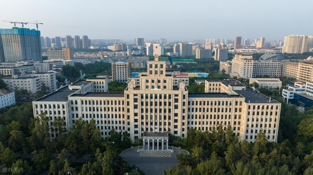  考研调剂数据深挖：A区211与双非院校名额全景分析指南。 教育招生