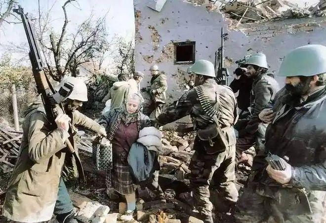  技术解密：1999年F-117折戟巴尔干背后的情报暗战 新闻